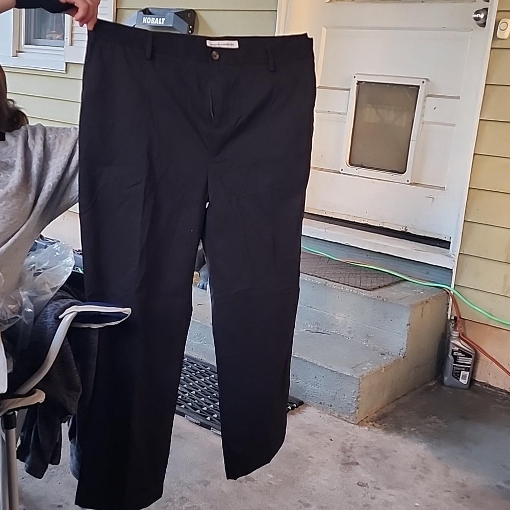 Amazon essentials 42x30 black dress slacks